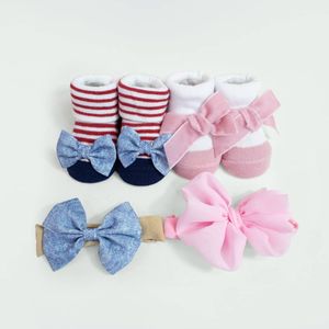 SET X4 2 PARES DE MEDIAS+ 2 VINCHAS M1110