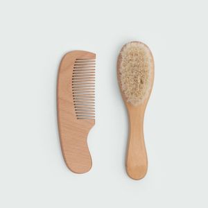 SET 2PZAS CEPILLO Y PEINE M1648